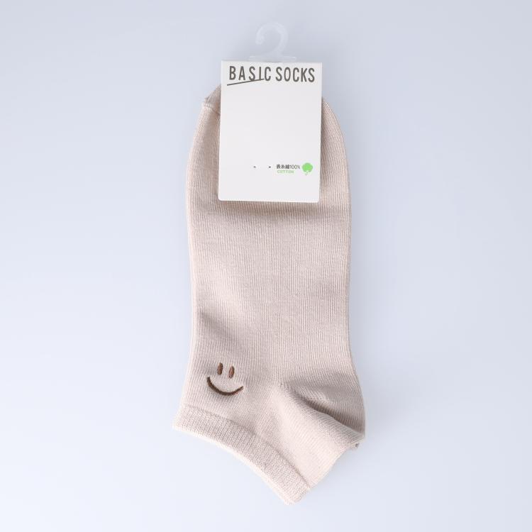 ライトオン(Right-on)のBASIC SOCKS(ベーシックソックス)スマイル刺繍ソックス ソックス