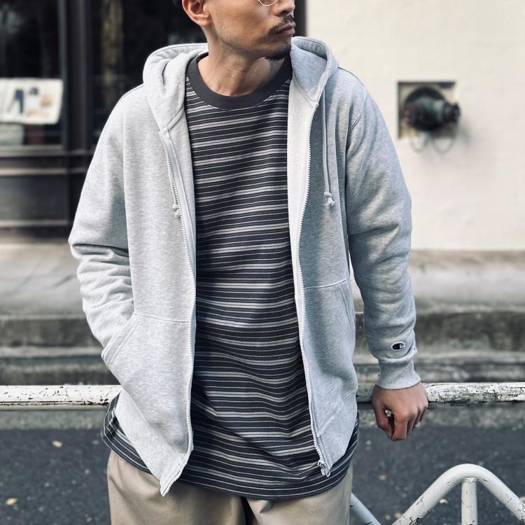 ライトオン(Right-on)のChampion(チャンピオン)無地ジップパーカー パーカー