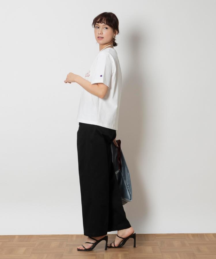 ライトオン(Right-on)のChampion(チャンピオン)チェーン刺繍ロゴTシャツ4