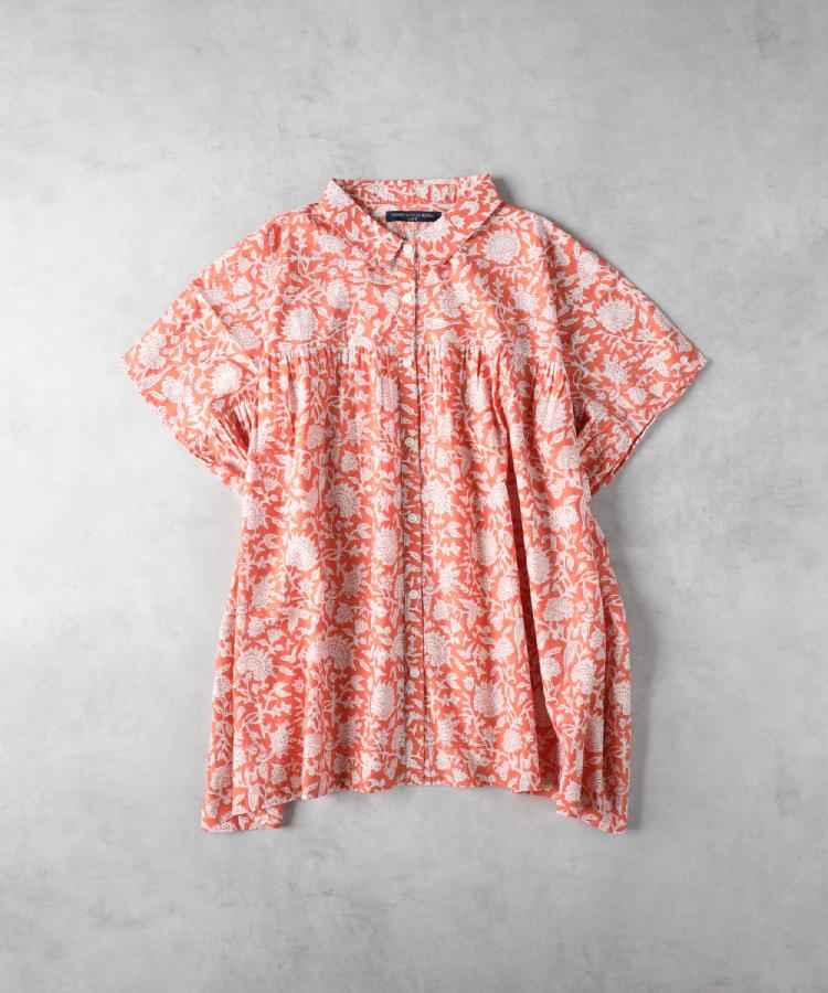 ライトオン(Right-on)のHONEYSUCKLE ROSE(ハニーサックルローズ)総柄ブラウス1