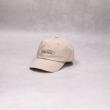 ライトオン(Right-on)のRefurbish(リファービッシュ)ロゴ刺繍キャップ ベージュ(0075)