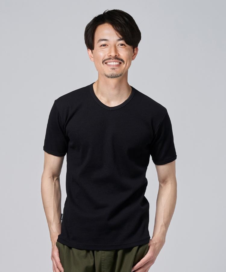ライトオン(Right-on)のAVIREX(アビレックス)テレコＶネックＴシャツ ブラック(0099)