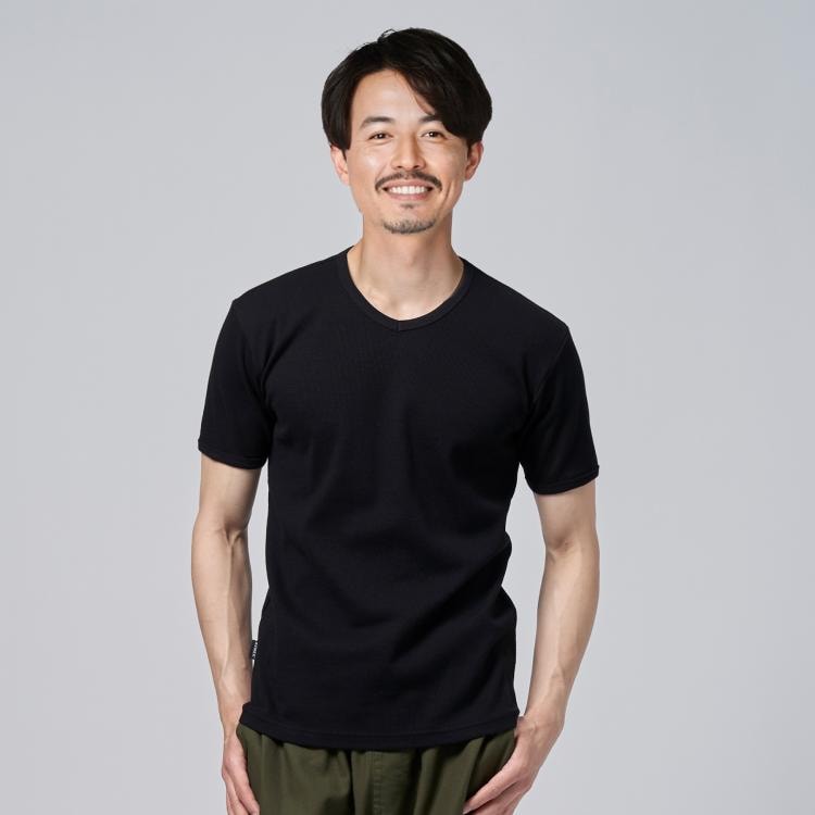 ライトオン(Right-on)のAVIREX(アビレックス)テレコＶネックＴシャツ Ｔシャツ