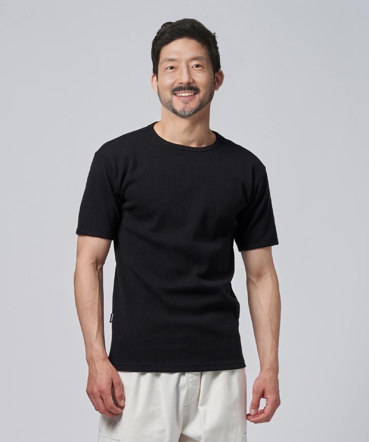 ライトオン(Right-on)のAVIREX(アビレックス)ミニワッフルクルーＴシャツ ブラック(0099)