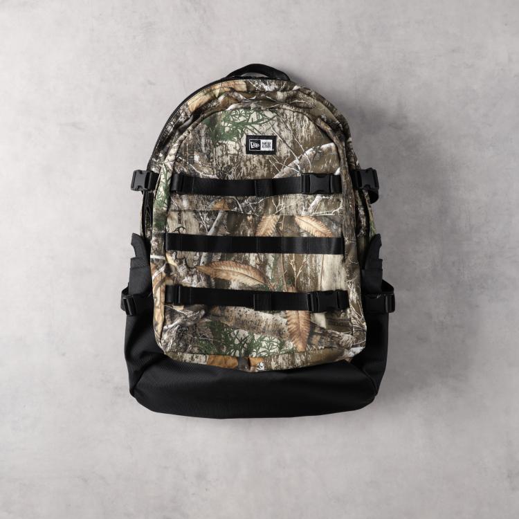 ライトオン(Right-on)のNEWERA(ニューエラ)「CARRIER PACK REAL TREE」バックパック 35L リュック
