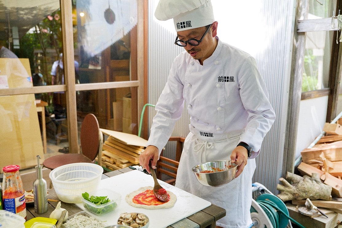 オトコの台所 【公式】212 KITCHEN STORE(トゥーワントゥーキッチンストア)の通販 ワールド オンラインストア WORLD ONLINE STORE| ワールド オンラインストア WORLD ONLINE STORE 手作りのアカシアのカッティングボード まな板 266