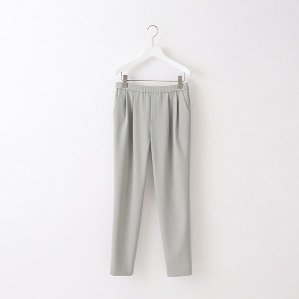 Tuck tapered PANTS