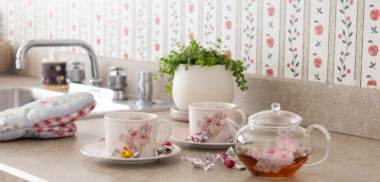 Laura Ashley(ローラ アシュレイ)の通販 | ワールド Laura Ashley(ローラ アシュレイ)の通販 | ワールド