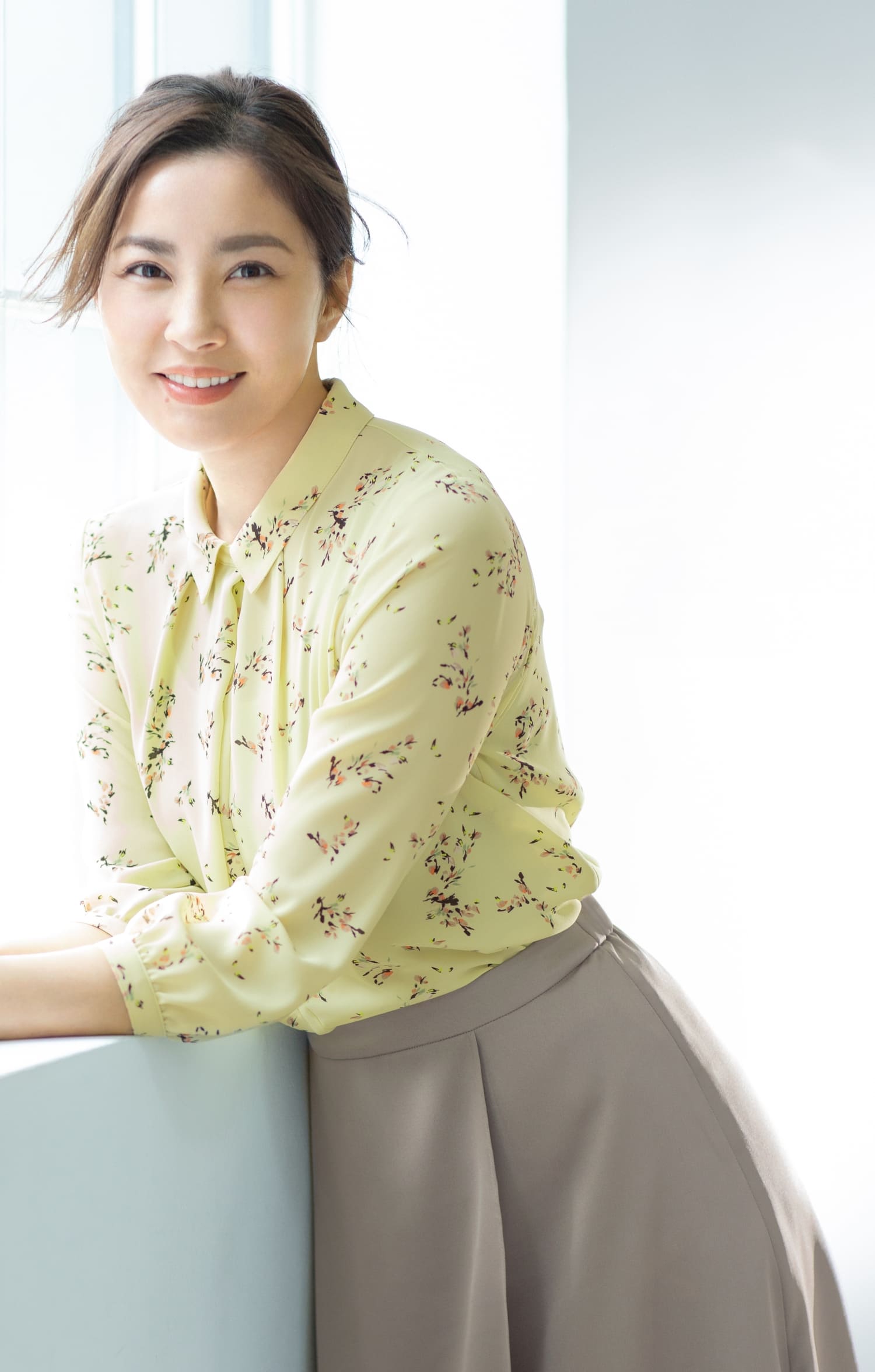 瀬戸朝香さんが着る春夏のリフレクト Reflect リフレクト の公式通販 ワールド オンラインストア World Online Store