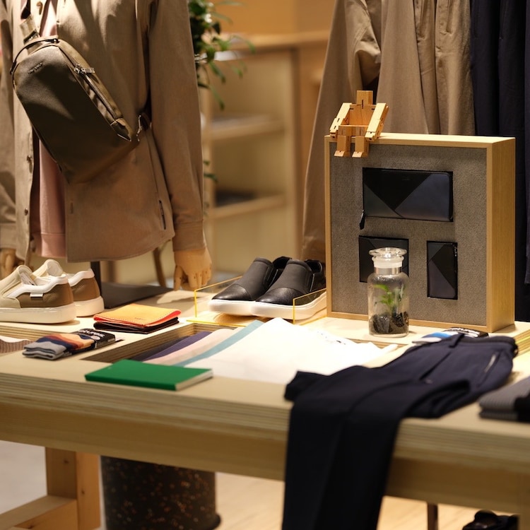 News ワールド オンラインストア World Online Store