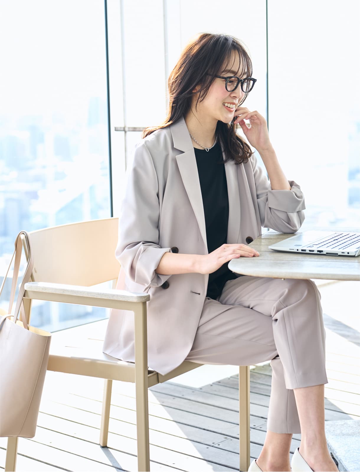 この素材、新感覚！通勤セットアップ 5PIECES」| UNTITLED