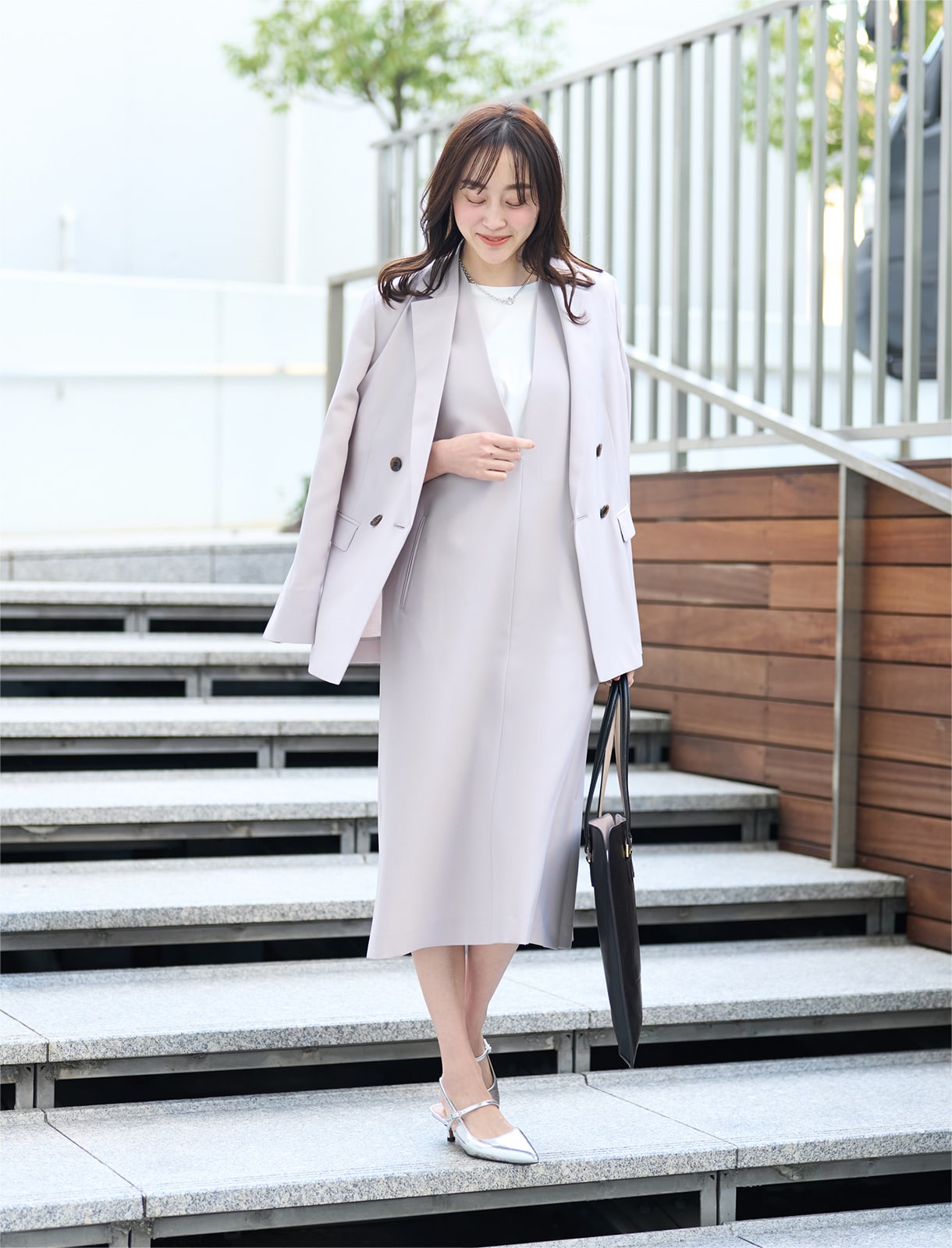 この素材、新感覚！通勤セットアップ 5PIECES」| UNTITLED
